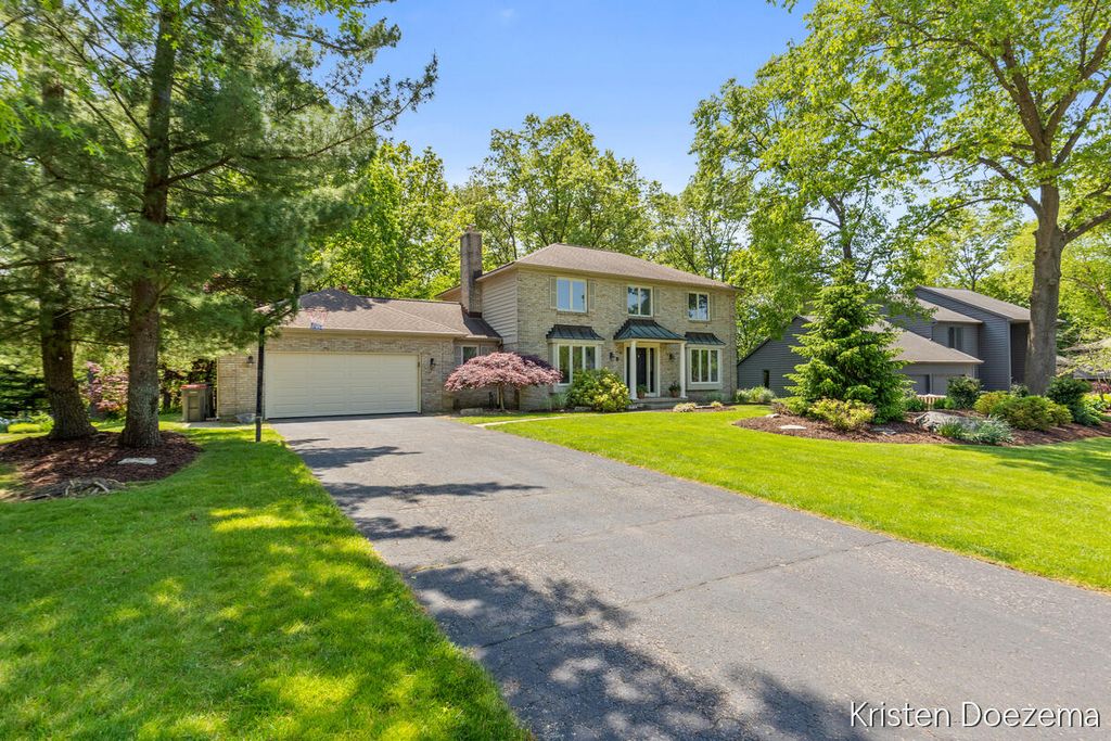 Photo of 7716 Kirkwall Drive SE, Ada, MI 49301 (MLS # 26025263)