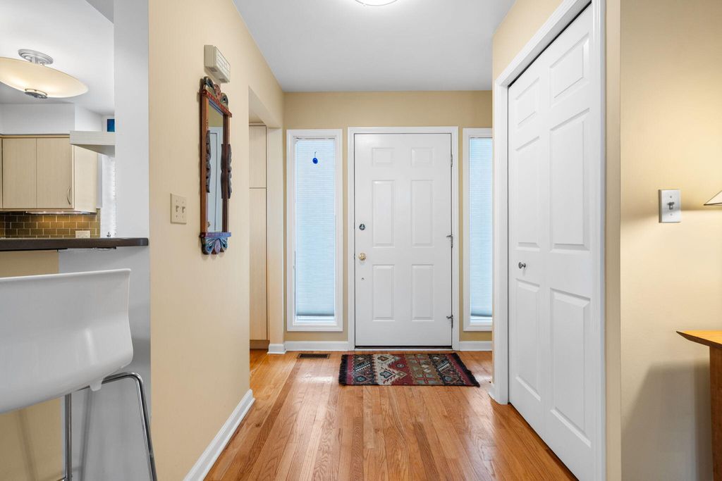 Photo of 663 N 5th Avenue, Ann Arbor, MI 48104 (MLS # 26005695)