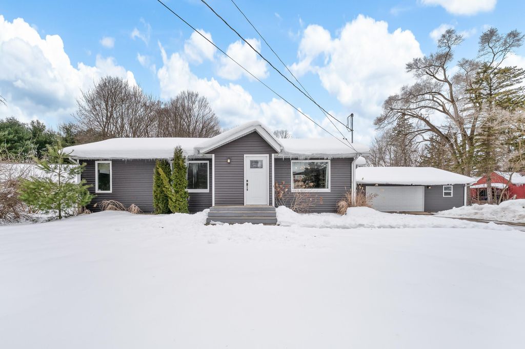 Photo of 10378 Old 31, Berrien Springs, MI 49103 (MLS # 26005726)