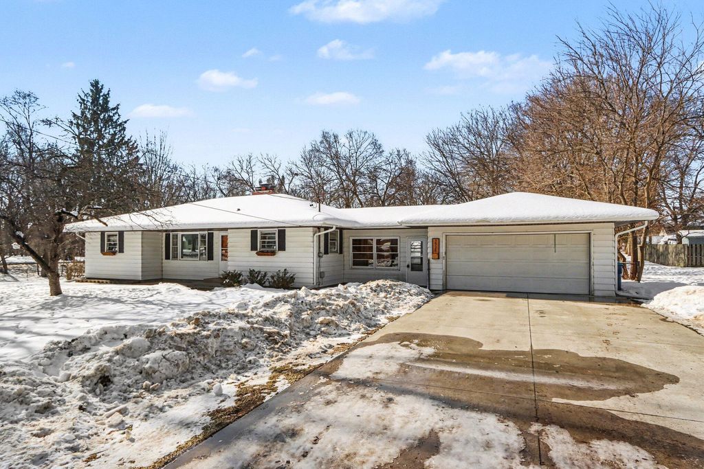 Photo of 3928 Laird Avenue, Kalamazoo, MI 49008 (MLS # 26005527)