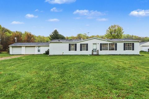 Photo of 691 26th Street, Allegan, MI 49010 (MLS # 26018955)