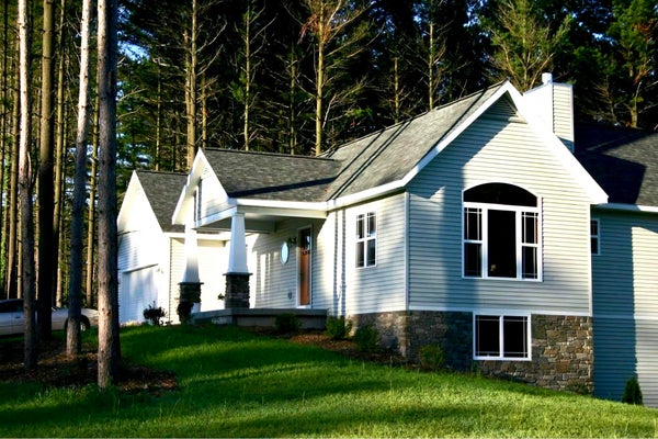 1921 PINERIDGE DR, HASTINGS, MI 49058 - Image 76b66973a83c832b45b9dff20fa62f09/2905970708