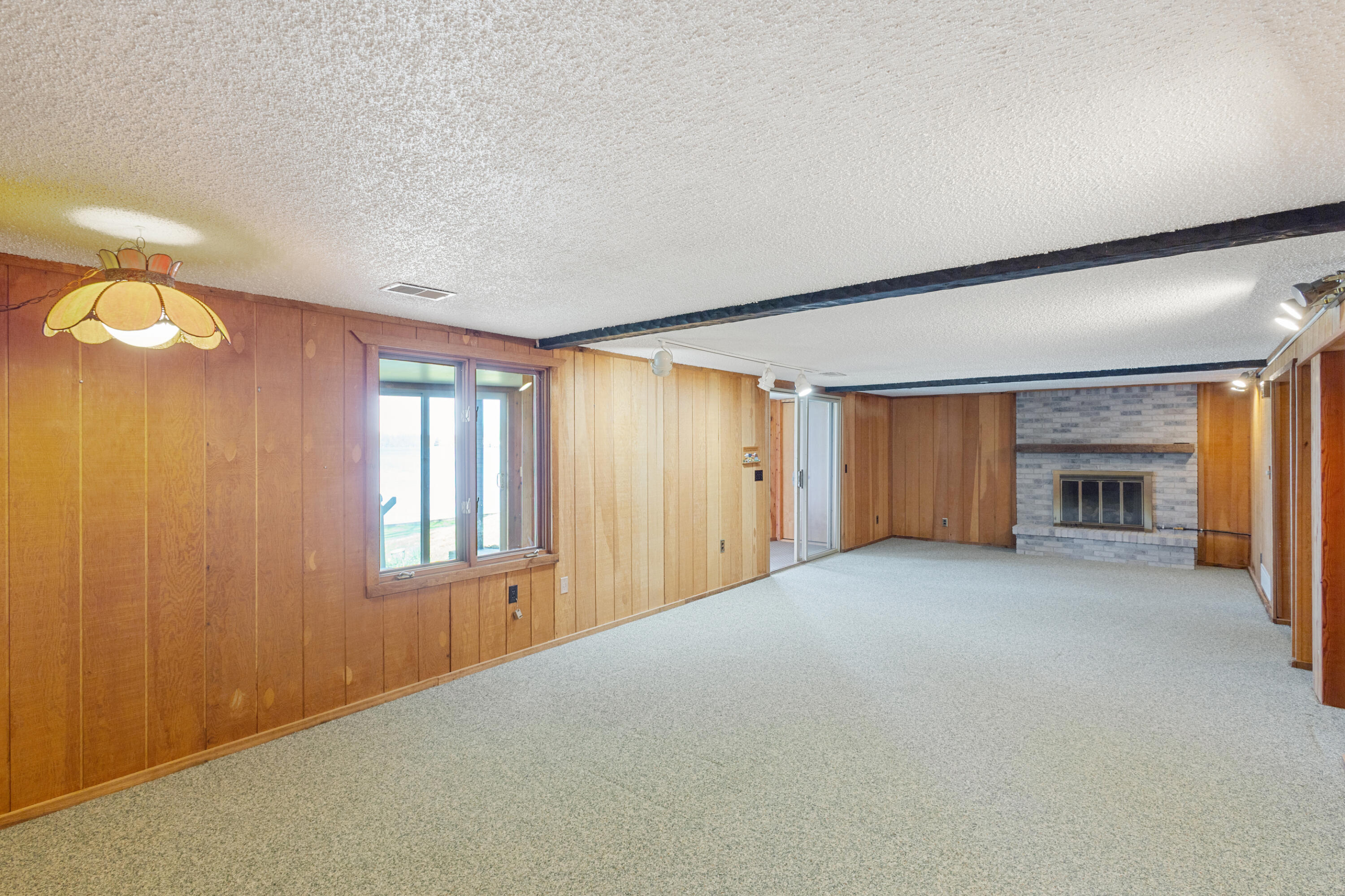 Battle Creek, Michigan 49017, United States, 4 Bedrooms Bedrooms, ,3 BathroomsBathrooms,Residential,Active,130314