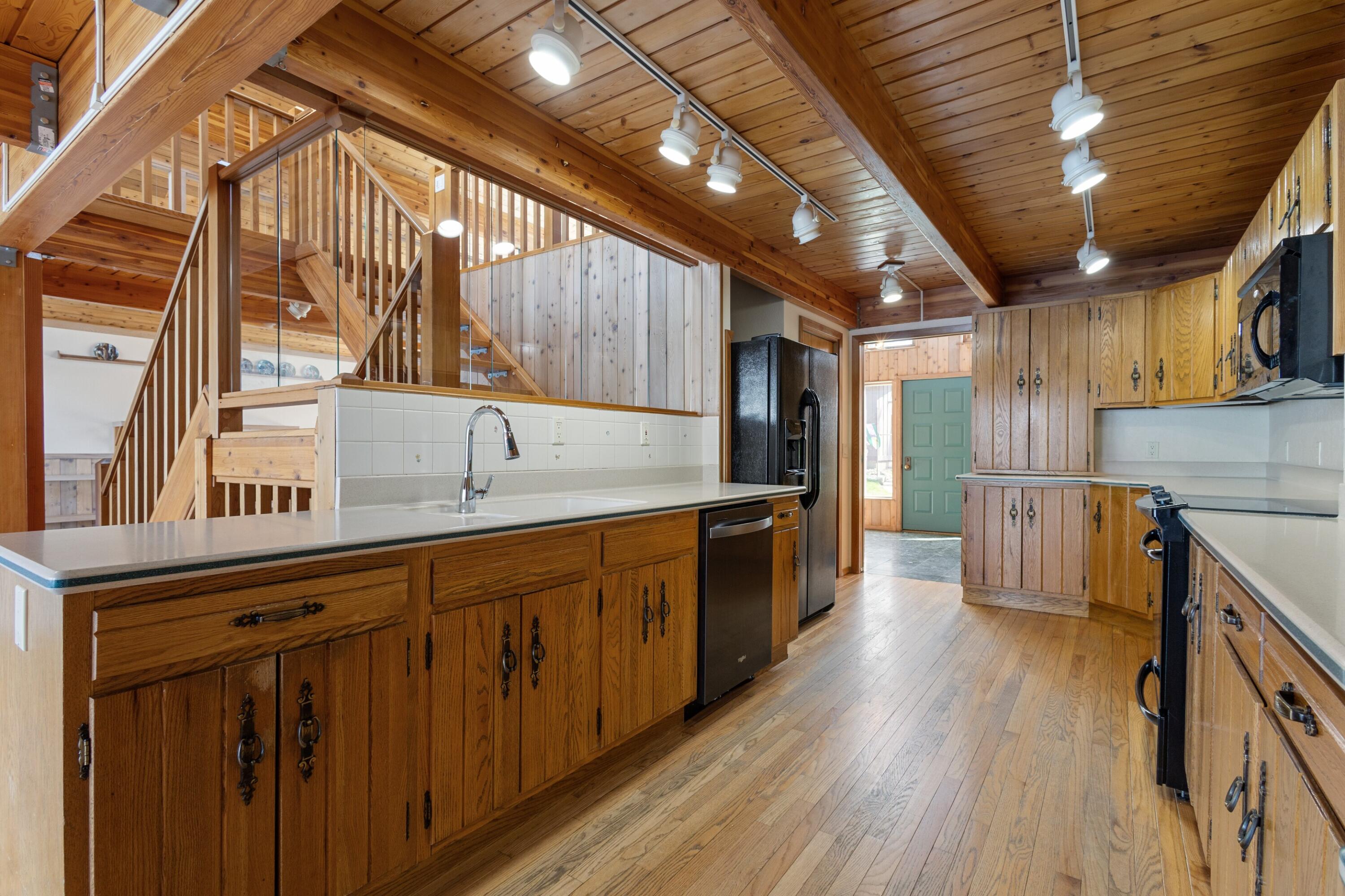 Battle Creek, Michigan 49017, United States, 4 Bedrooms Bedrooms, ,3 BathroomsBathrooms,Residential,Active,130314