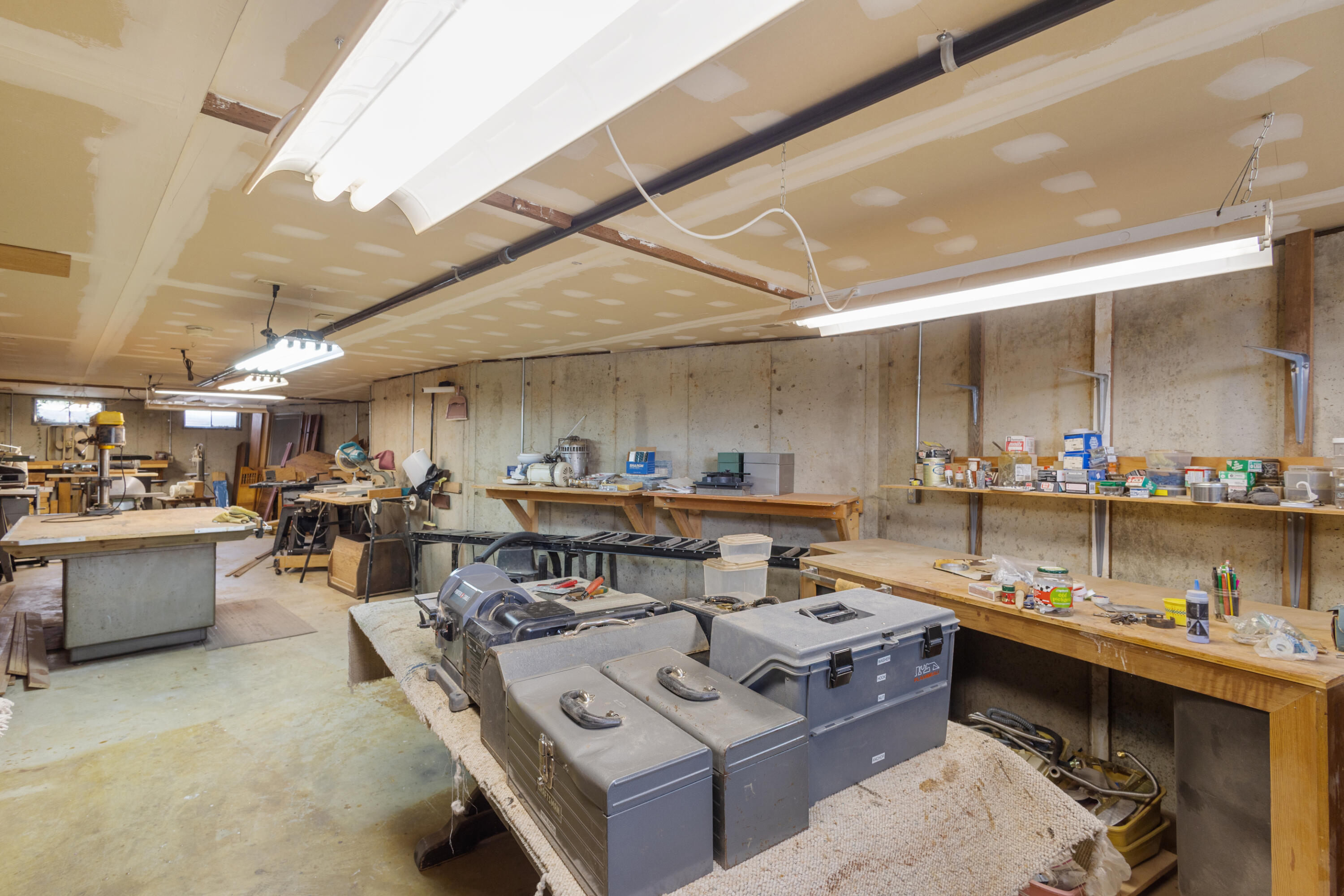 Battle Creek, Michigan 49017, United States, 4 Bedrooms Bedrooms, ,3 BathroomsBathrooms,Residential,Active,130314