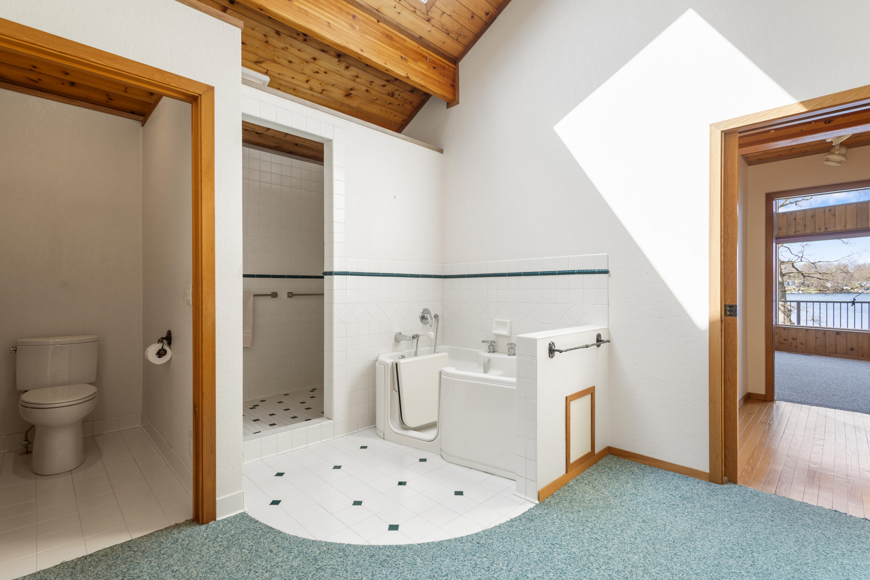 Battle Creek, Michigan 49017, United States, 4 Bedrooms Bedrooms, ,3 BathroomsBathrooms,Residential,Active,130314