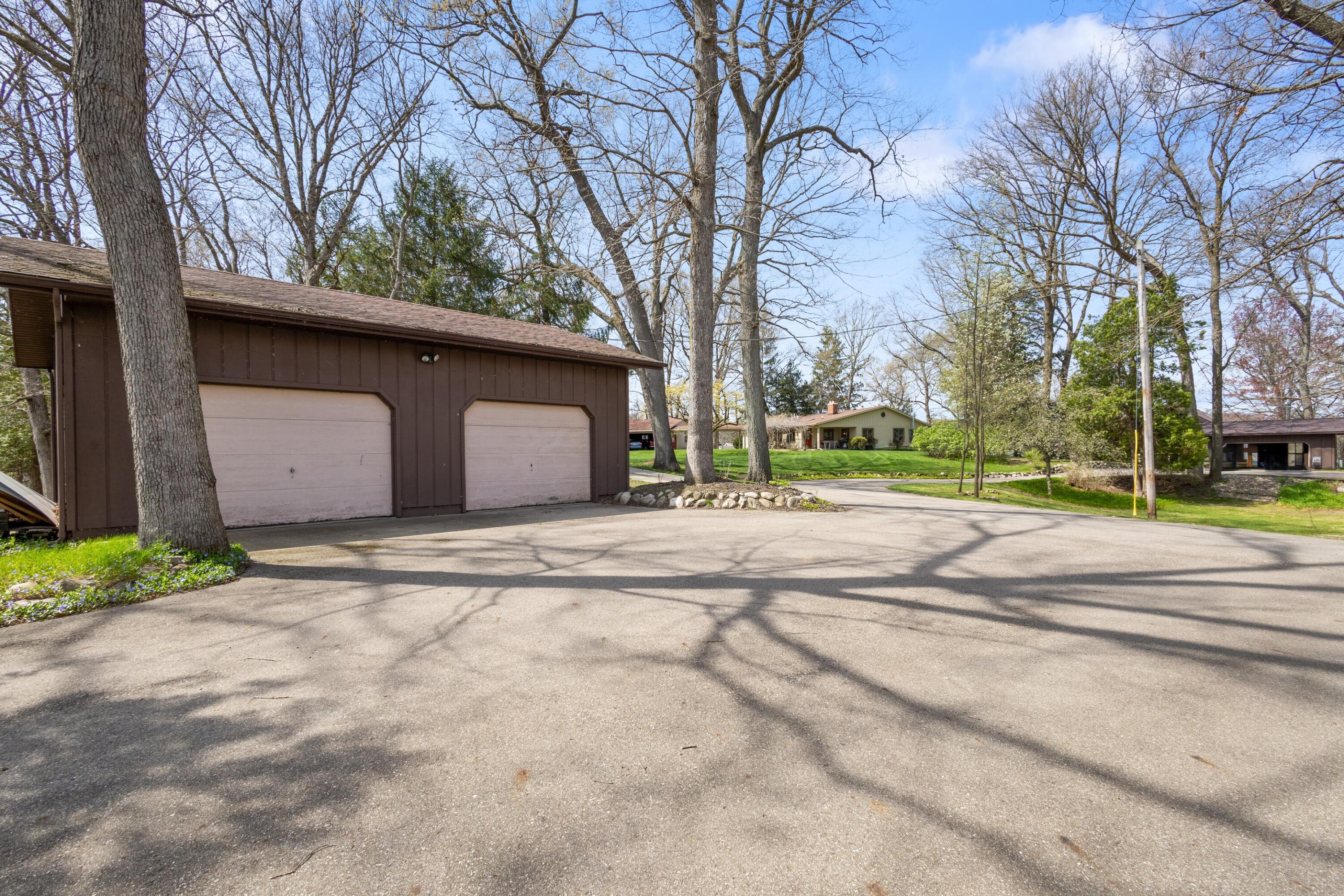 Battle Creek, Michigan 49017, United States, 4 Bedrooms Bedrooms, ,3 BathroomsBathrooms,Residential,Active,130314