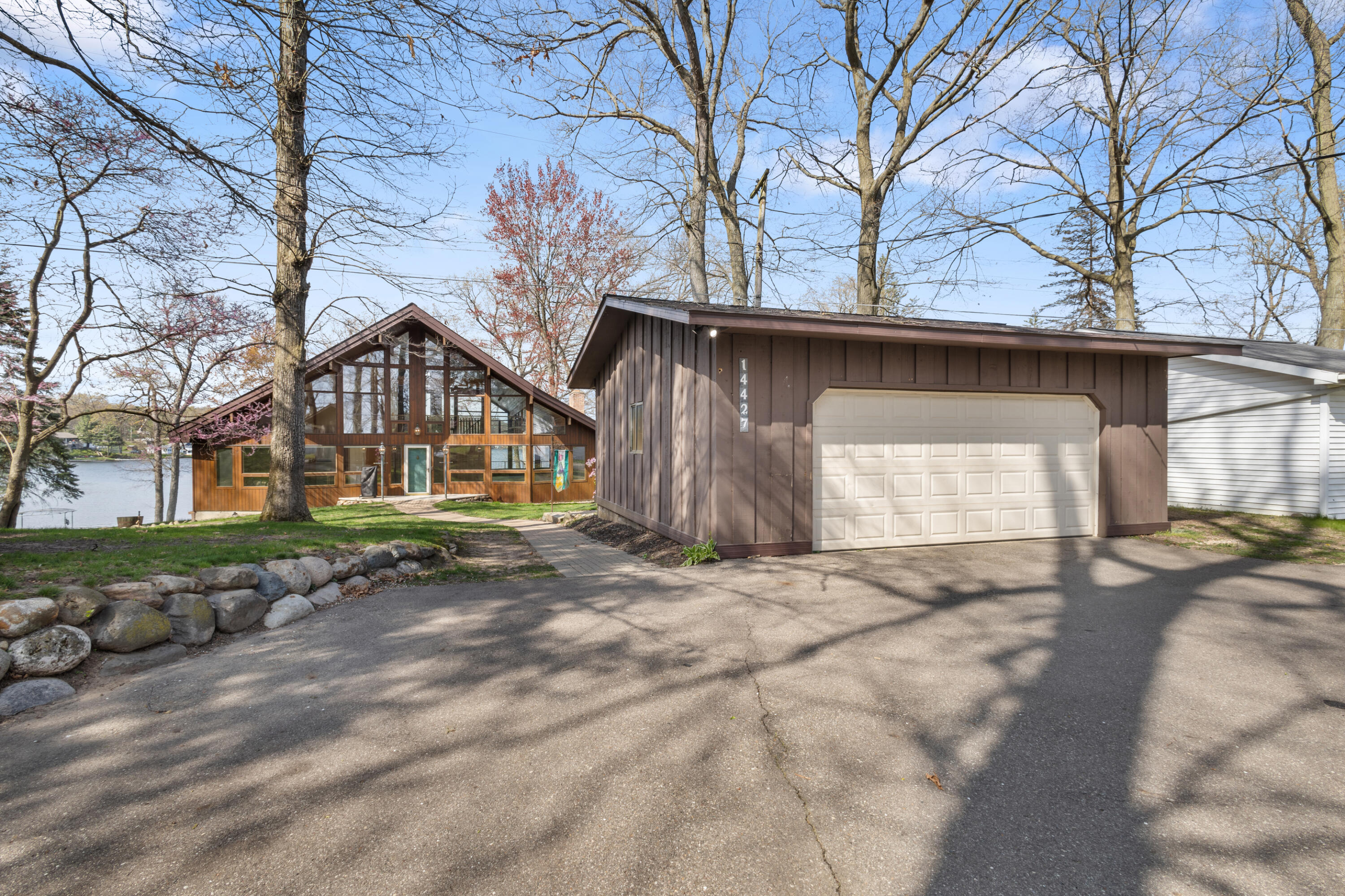 Battle Creek, Michigan 49017, United States, 4 Bedrooms Bedrooms, ,3 BathroomsBathrooms,Residential,Active,130314