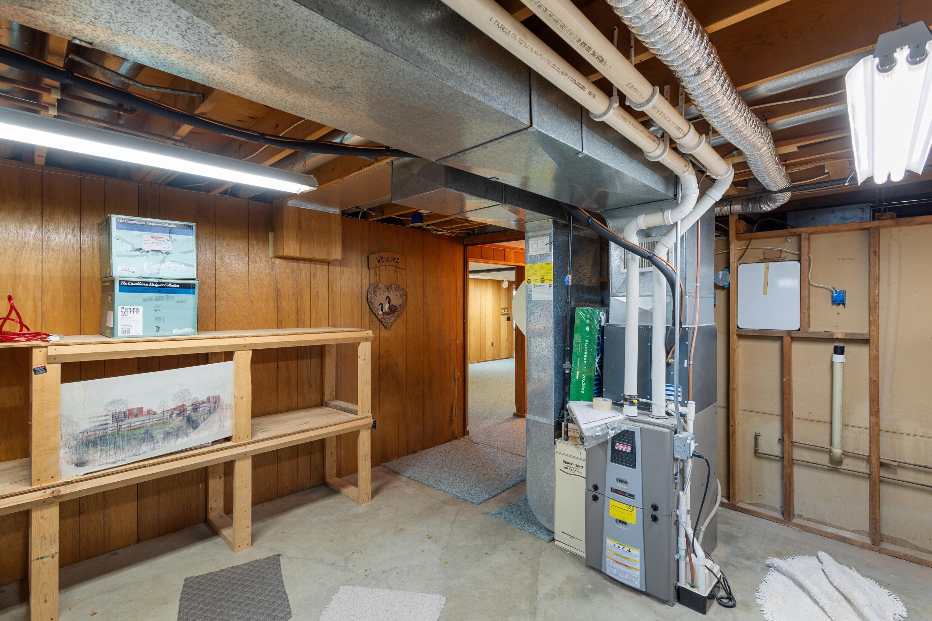 Battle Creek, Michigan 49017, United States, 4 Bedrooms Bedrooms, ,3 BathroomsBathrooms,Residential,Active,130314