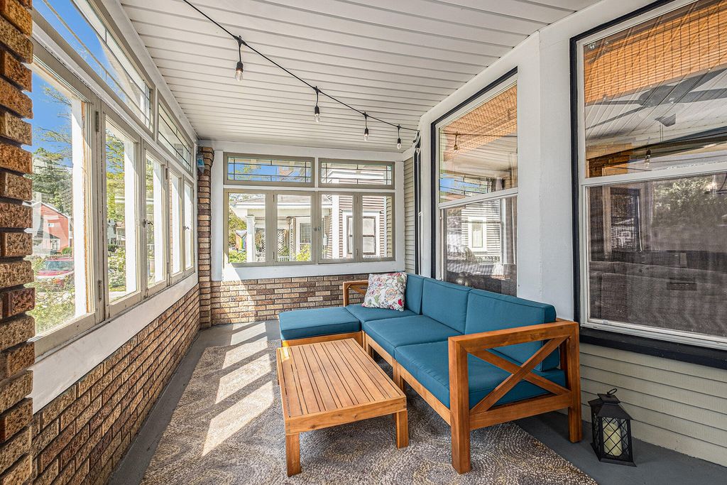 Photo of 536 Ethel Avenue SE, Grand Rapids, MI 49506 (MLS # 23031355)