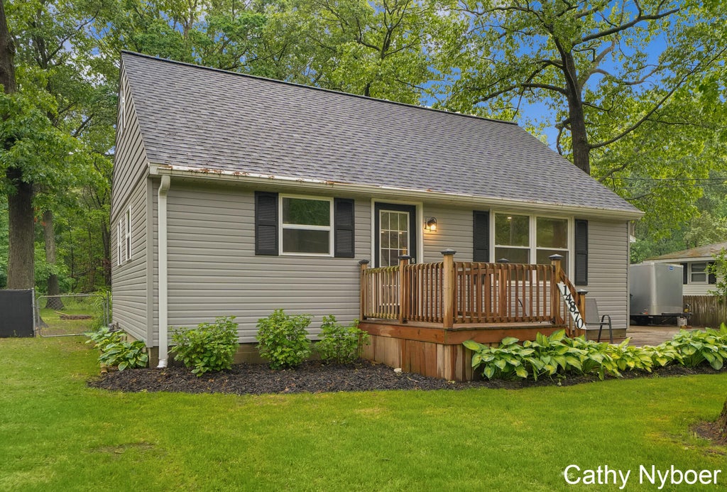 Photo of 14870 Sharon Avenue, Grand Haven, MI 49417 (MLS # 26026183)