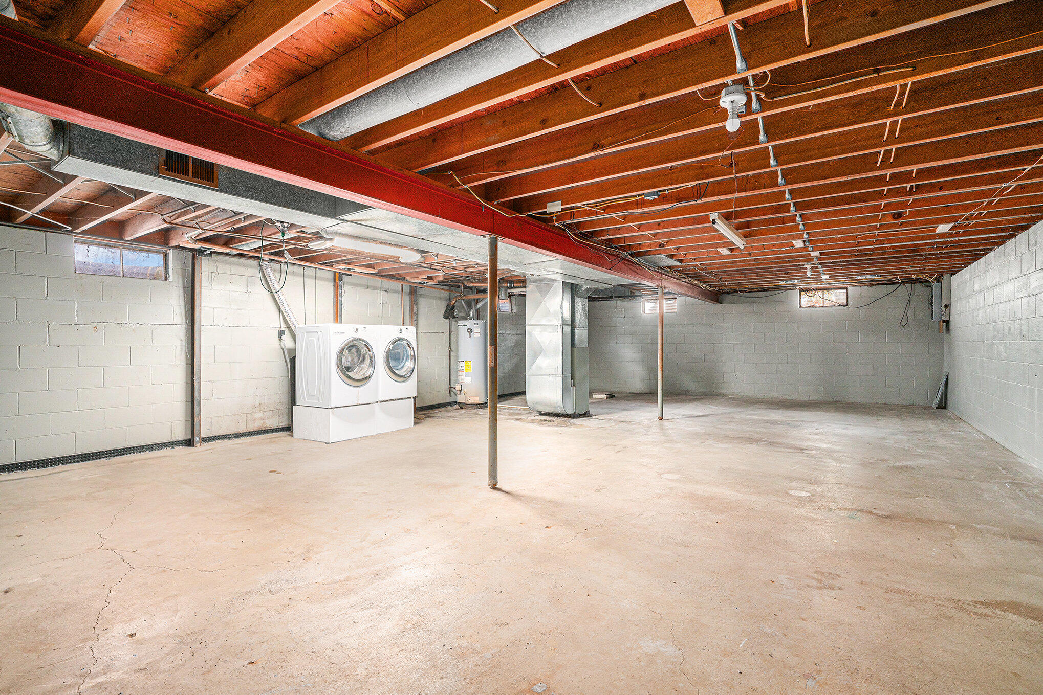 Edwardsburg, Michigan 49112, United States, 3 Bedrooms Bedrooms, ,2 BathroomsBathrooms,Residential,Active,244387