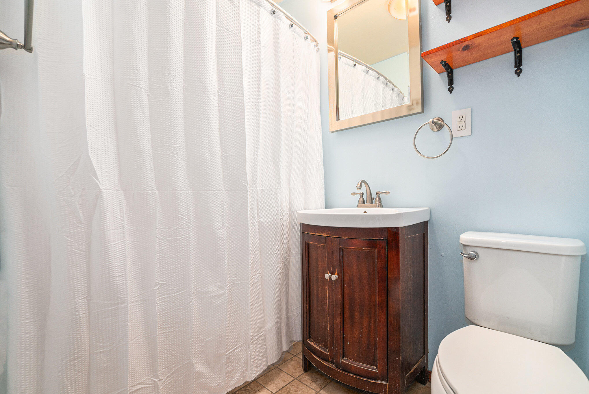 Edwardsburg, Michigan 49112, United States, 3 Bedrooms Bedrooms, ,2 BathroomsBathrooms,Residential,Active,244387