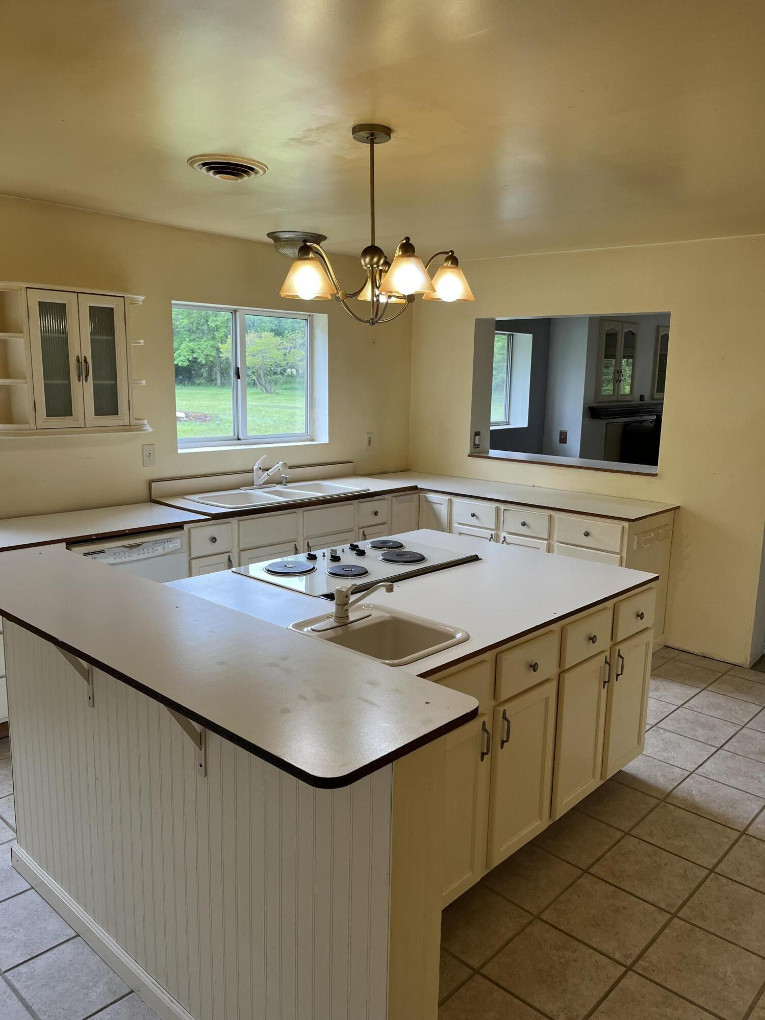 Plainwell, Michigan 49080, United States, 3 Bedrooms Bedrooms, ,1 BathroomBathrooms,Residential,Active,133338