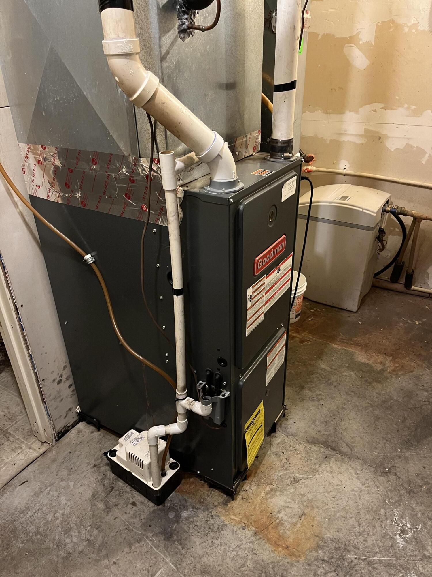 Plainwell, Michigan 49080, United States, 3 Bedrooms Bedrooms, ,1 BathroomBathrooms,Residential,Active,133338