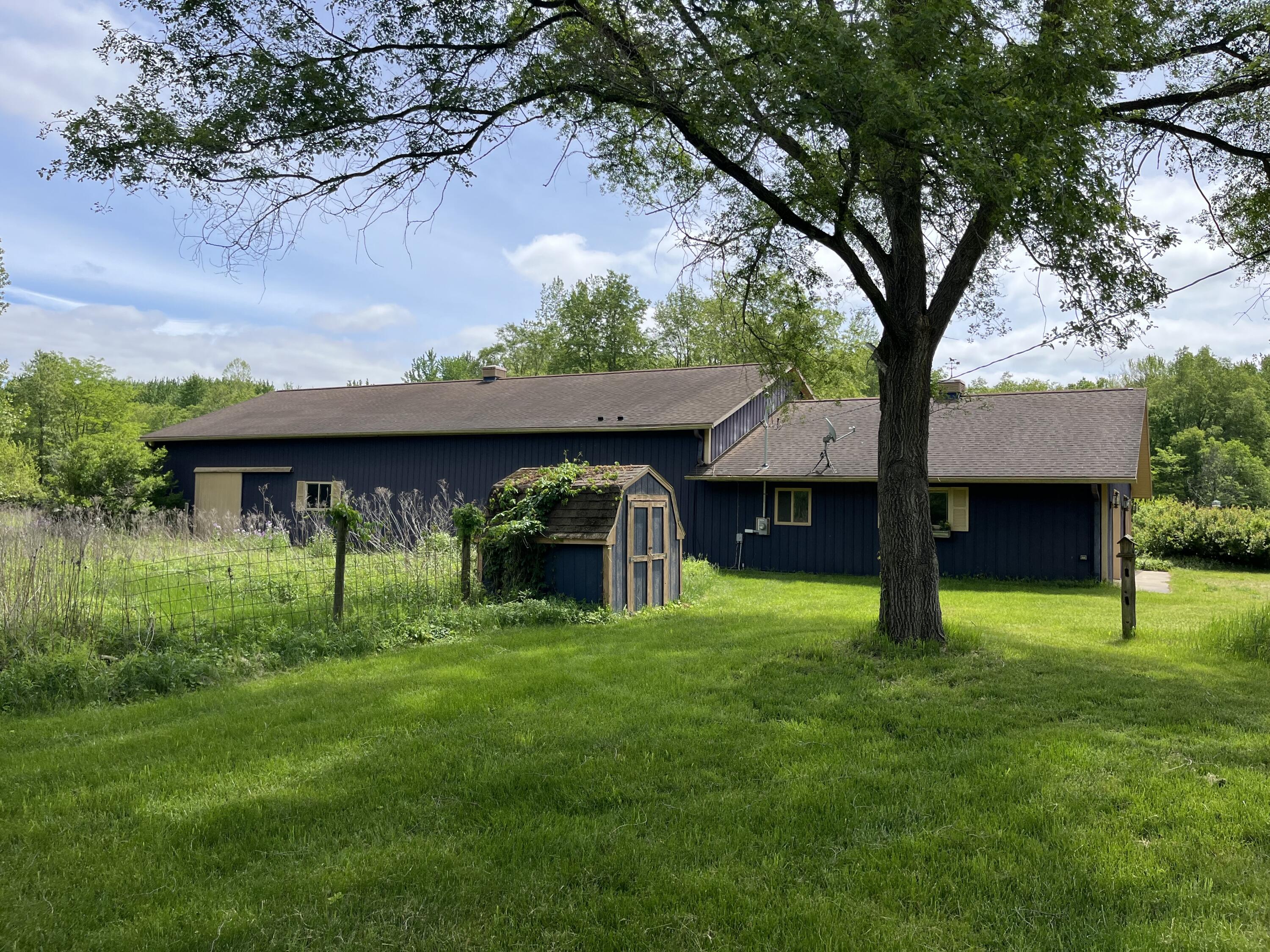 Plainwell, Michigan 49080, United States, 3 Bedrooms Bedrooms, ,1 BathroomBathrooms,Residential,Active,133338