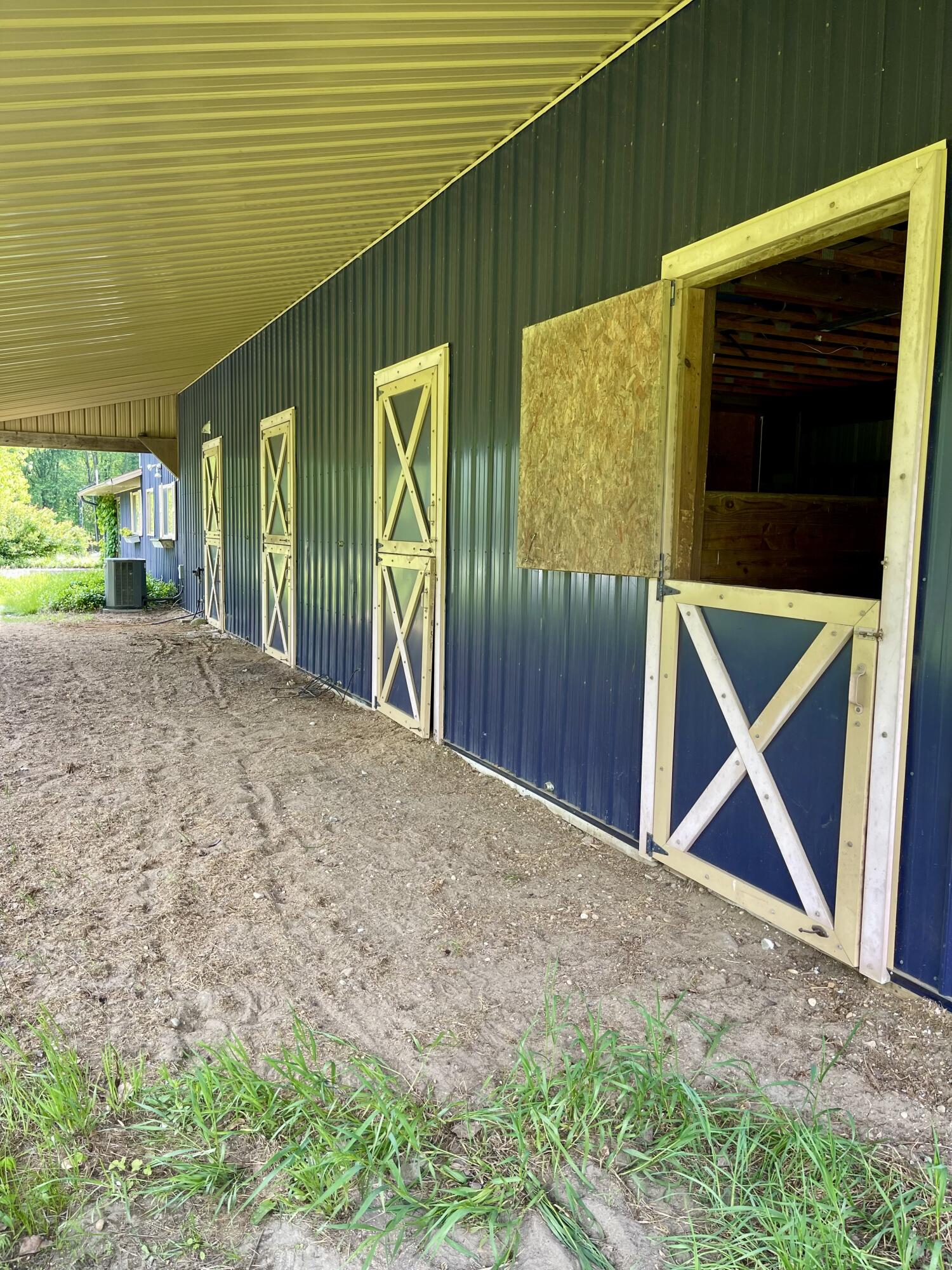 Plainwell, Michigan 49080, United States, 3 Bedrooms Bedrooms, ,1 BathroomBathrooms,Residential,Active,133338