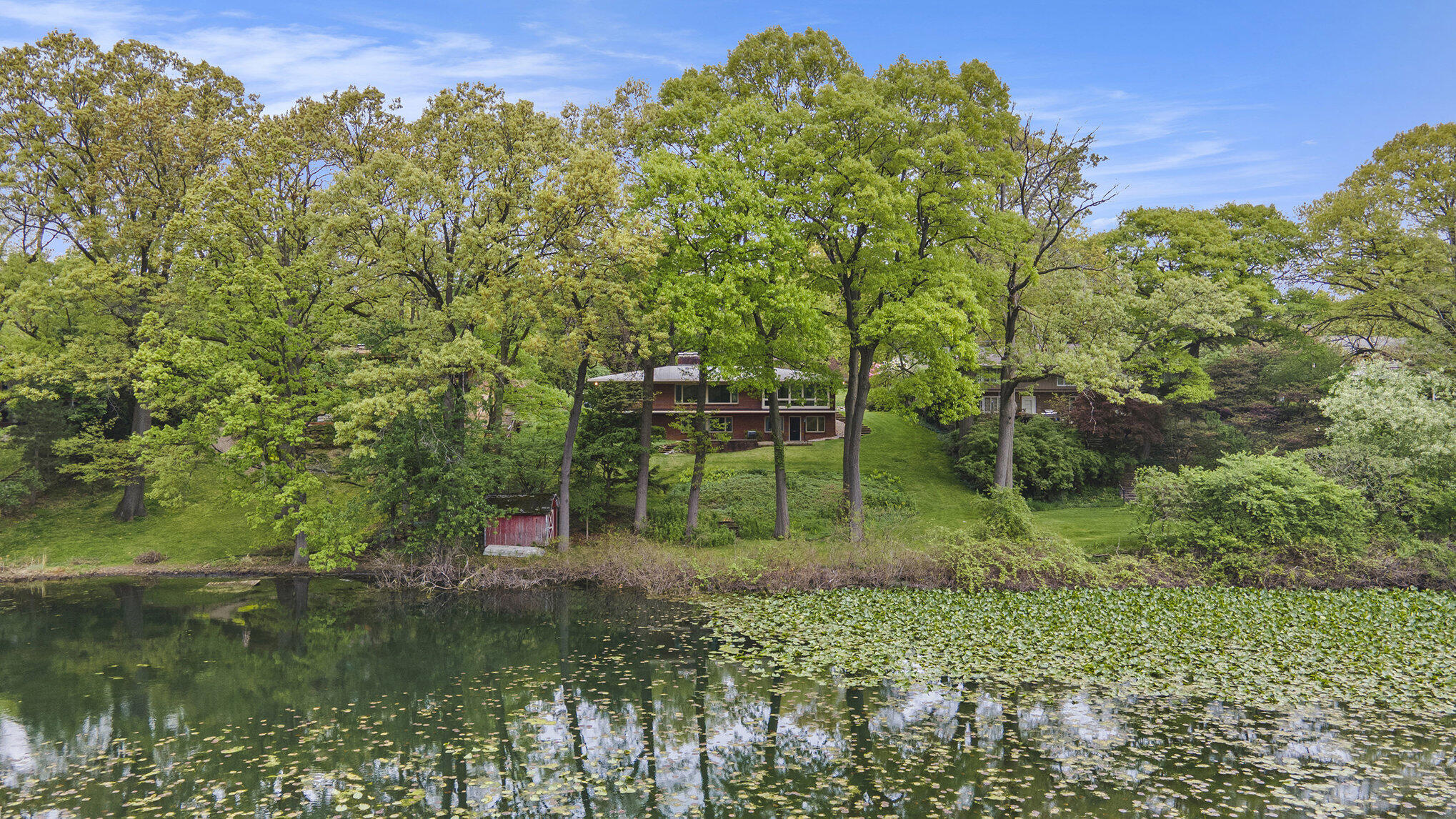 Kalamazoo, Michigan 49008, United States, 4 Bedrooms Bedrooms, ,4 BathroomsBathrooms,Residential,Pending,129901