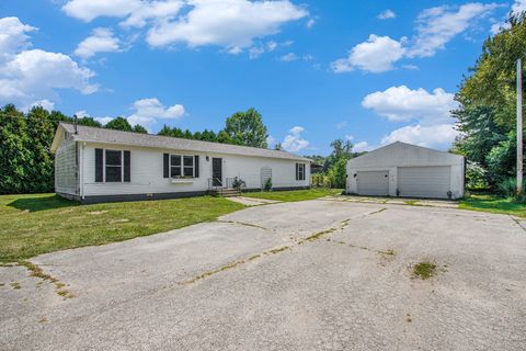 68715 66th Avenue Watervliet MI 49098