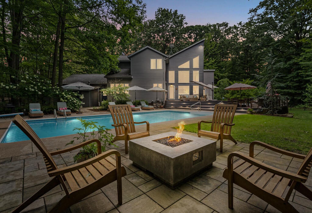 Photo of 16275 Riley Street, Holland, MI 49424 (MLS # 26042502)