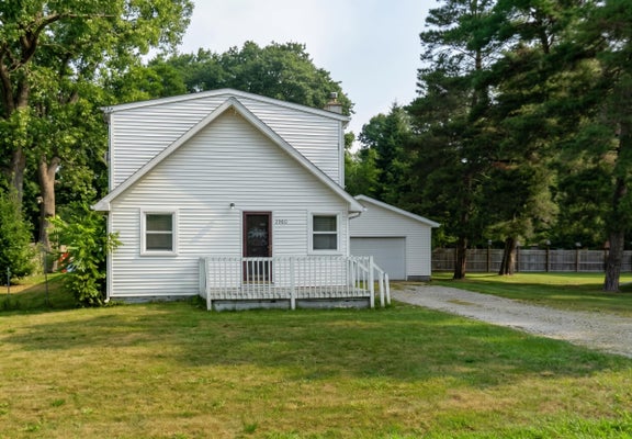 2900 RISDALE AVE, LANSING, MI 48911 - Image 77e6ad736ab9a8456eef93e14aa6fdc0/447824361