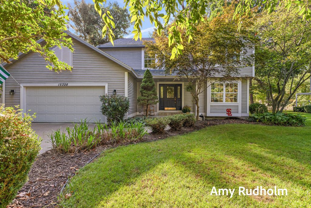 Photo of 15328 Oak Ridge Drive, Spring Lake, MI 49456 (MLS # 25059870)