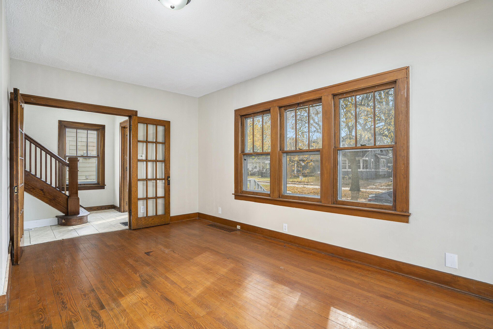 Kalamazoo, Michigan 49001, United States, 3 Bedrooms Bedrooms, ,2 BathroomsBathrooms,Residential,Pending,12099