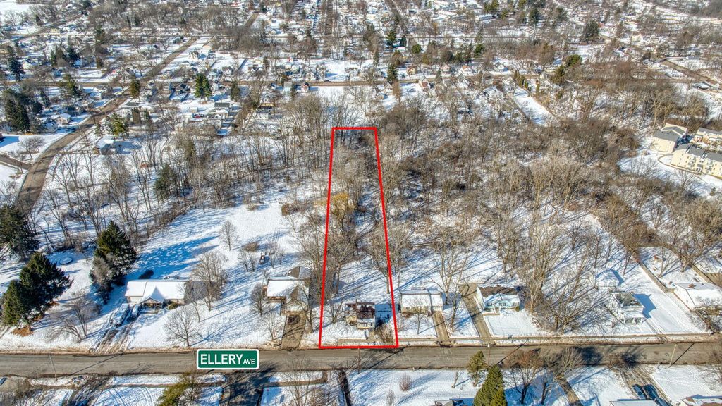 Photo of 1022 Ellery Avenue, Jackson, MI 49202 (MLS # 26005728)