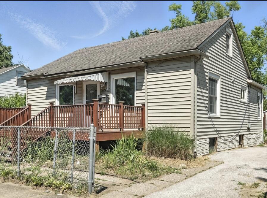 1079 Hurd Avenue