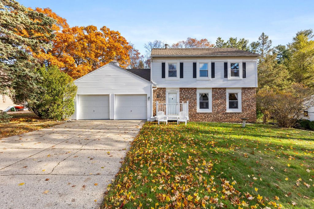 Photo of 15467 Wisteria Lane, Spring Lake, MI 49456 (MLS # 25058498)