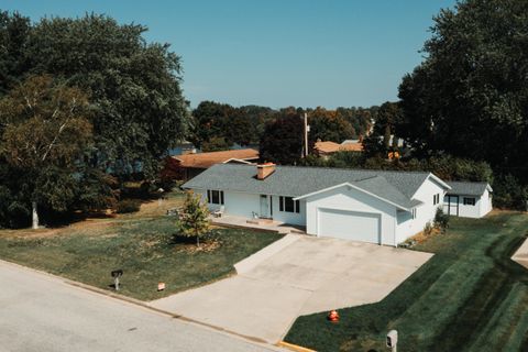 Photo of 60 N Plum Street, Hart, MI 49420 (MLS # 25048108)