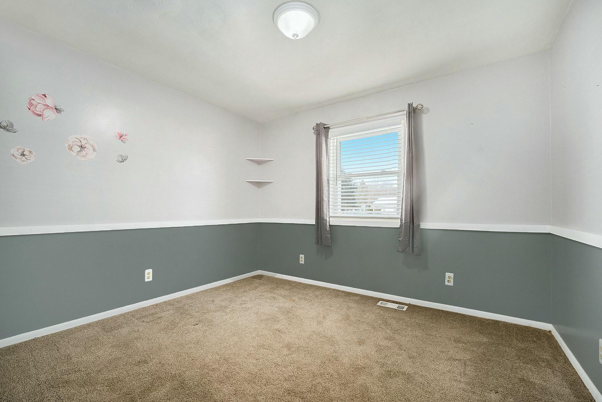 Three Rivers, Michigan 49093, United States, 3 Bedrooms Bedrooms, ,2 BathroomsBathrooms,Residential,Pending,11934