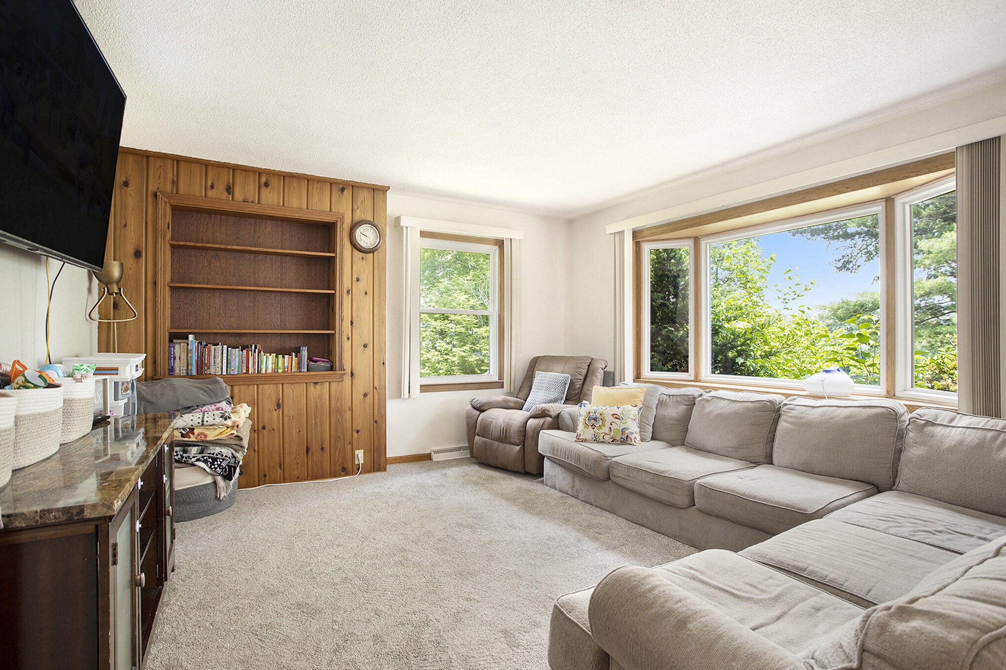 Hickory Corners, Michigan 49060, United States, 2 Bedrooms Bedrooms, ,1 BathroomBathrooms,Residential,Active,156002