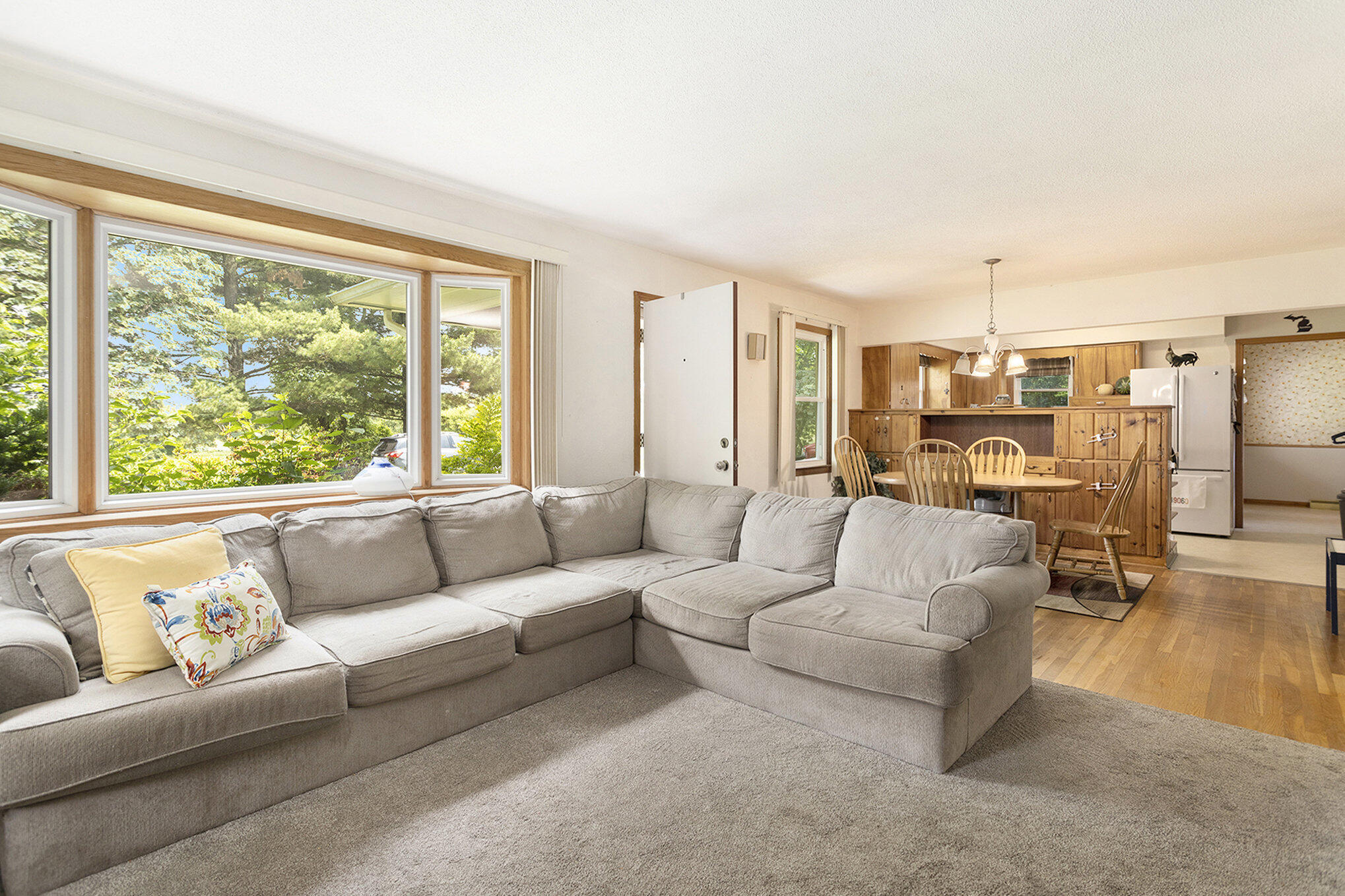 Hickory Corners, Michigan 49060, United States, 2 Bedrooms Bedrooms, ,1 BathroomBathrooms,Residential,Active,156002