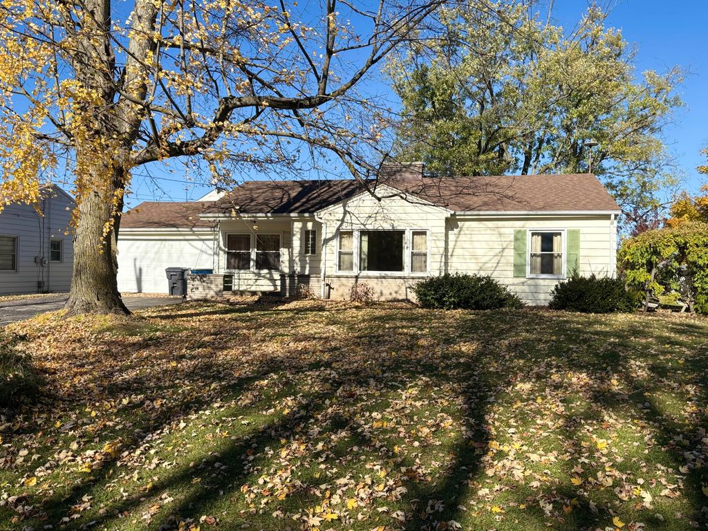 Photo of 3017 E E G Ave Avenue, Kalamazoo, MI 49004 (MLS # 25056450)