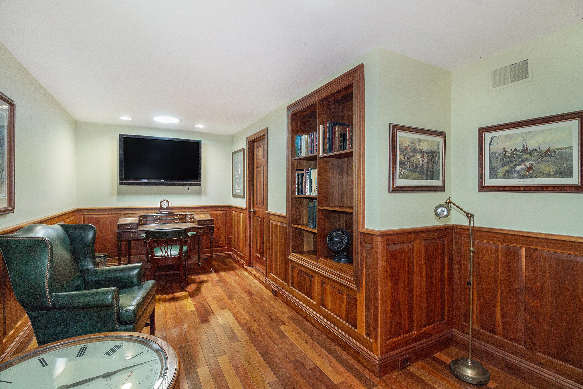 Saline, Michigan, 48176, United States, 5 Bedrooms Bedrooms, ,5 BathroomsBathrooms,Residential,Active,2044537