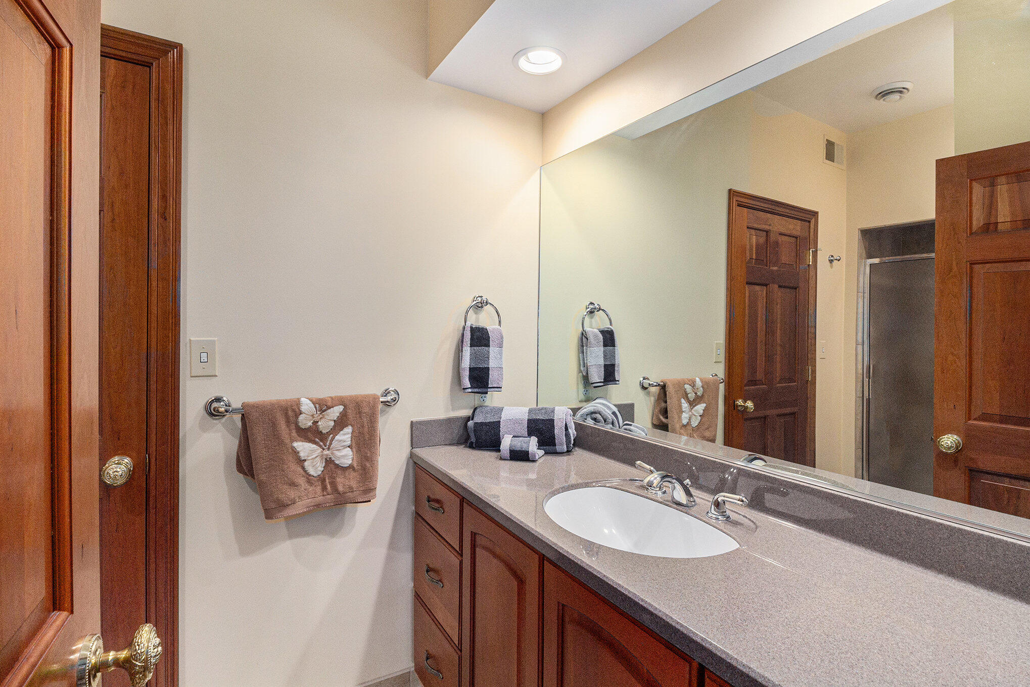 Saline, Michigan, 48176, United States, 5 Bedrooms Bedrooms, ,5 BathroomsBathrooms,Residential,Active,2044537