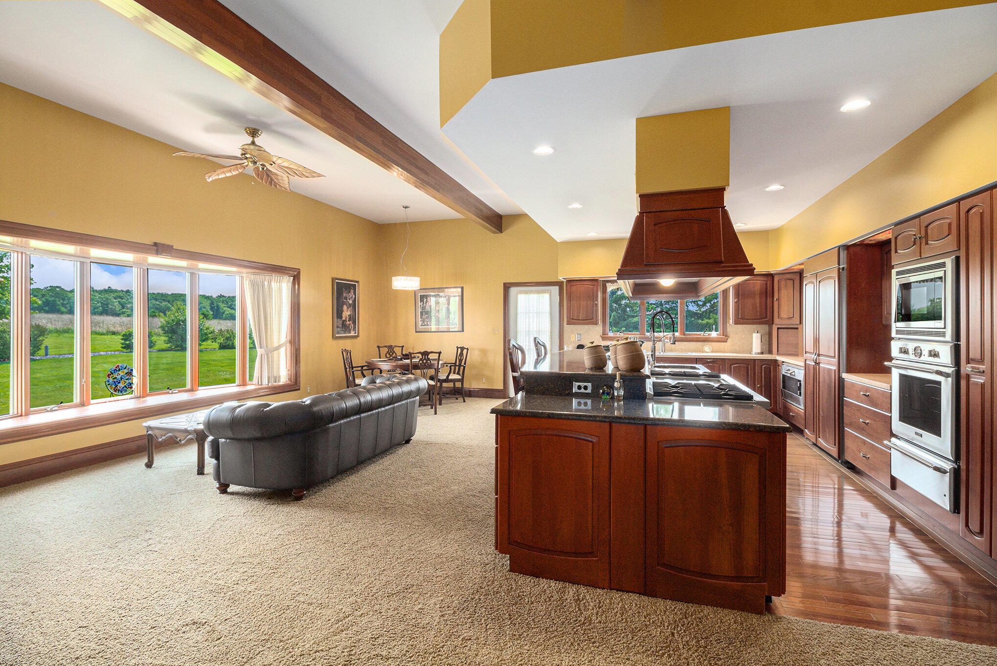 Saline, Michigan, 48176, United States, 5 Bedrooms Bedrooms, ,5 BathroomsBathrooms,Residential,Active,2044537