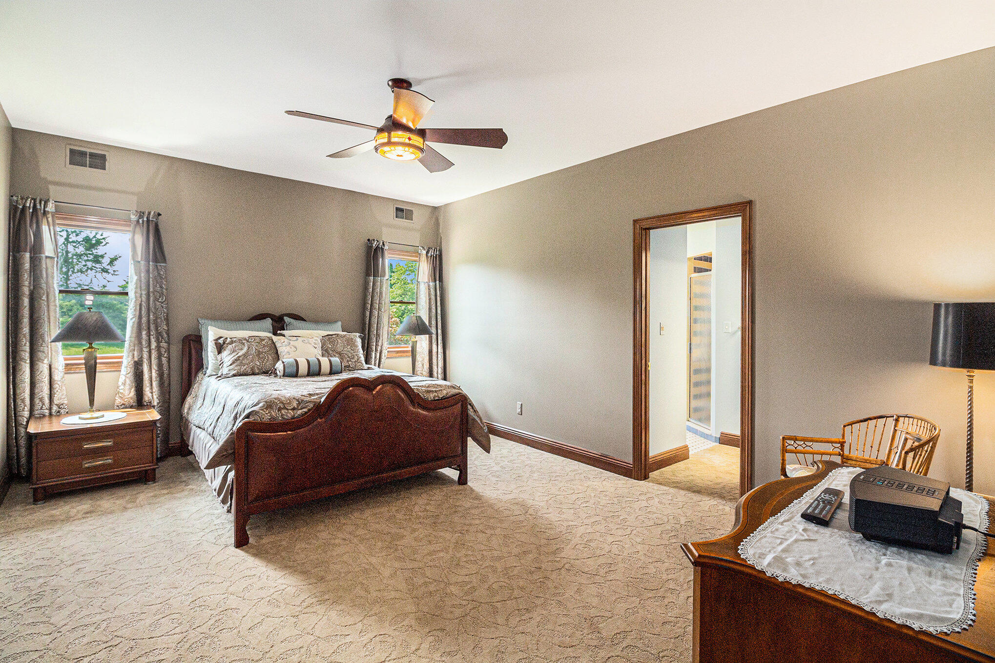 Saline, Michigan, 48176, United States, 5 Bedrooms Bedrooms, ,5 BathroomsBathrooms,Residential,Active,2044537