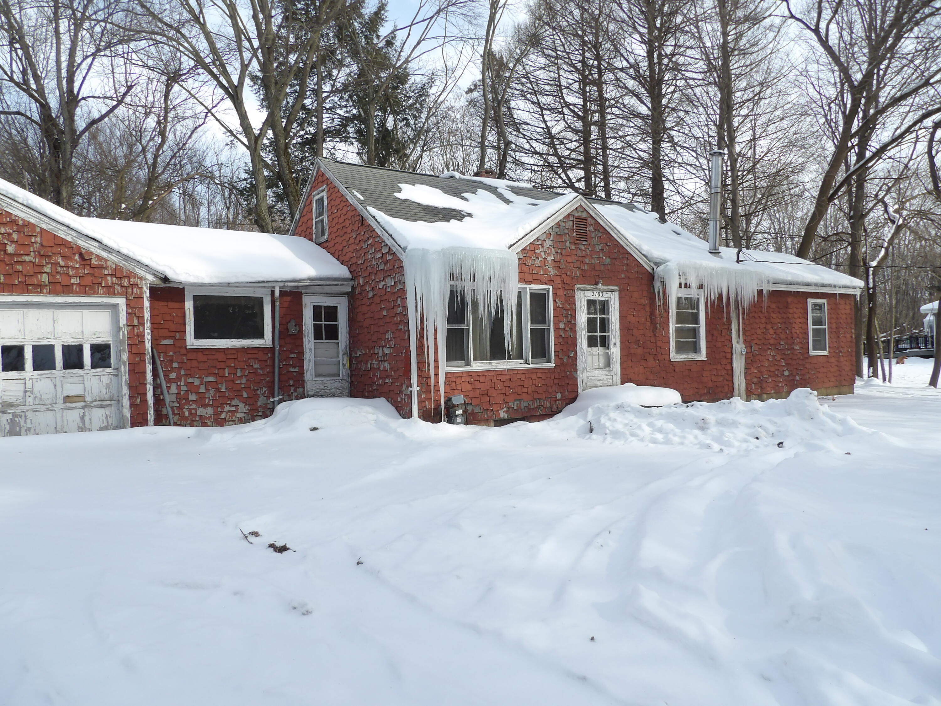 2103 Niles Buchanan Road