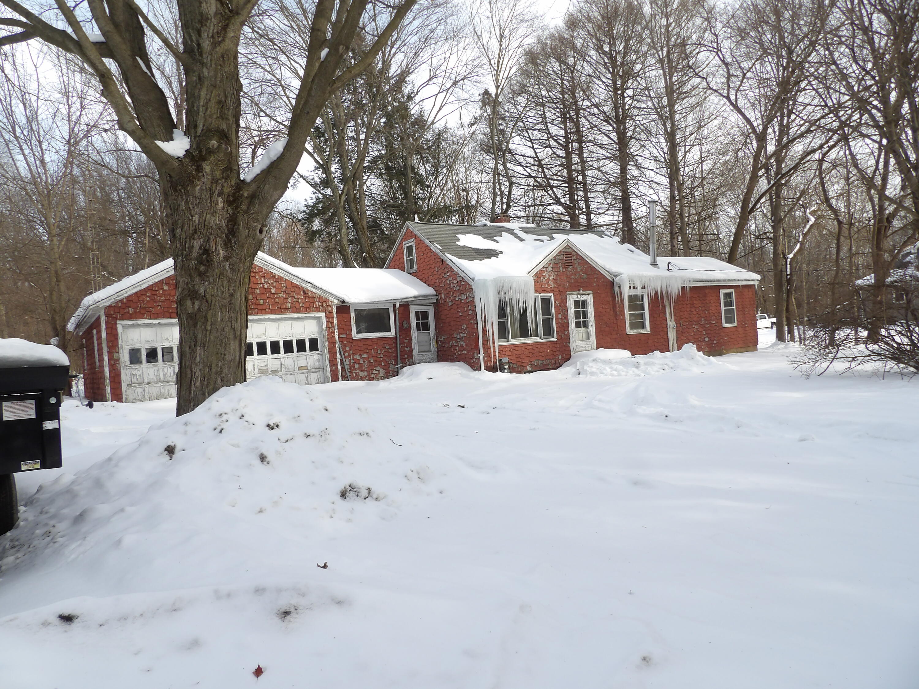 2103 Niles Buchanan Road