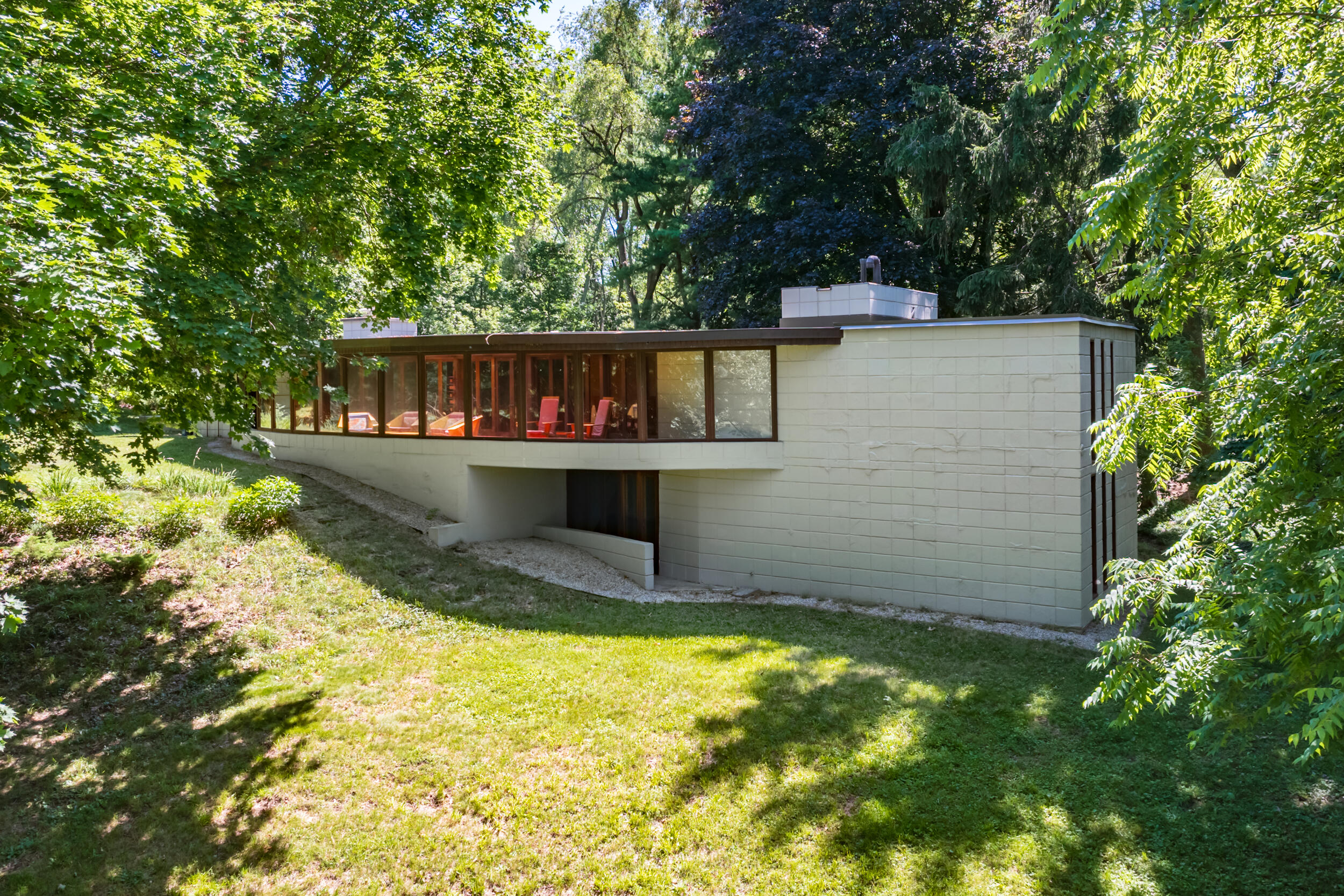 View Kalamazoo, MI 49008 house