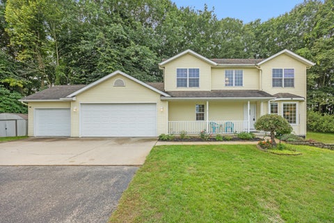 Photo for 10169 Meadowgate Drive NE