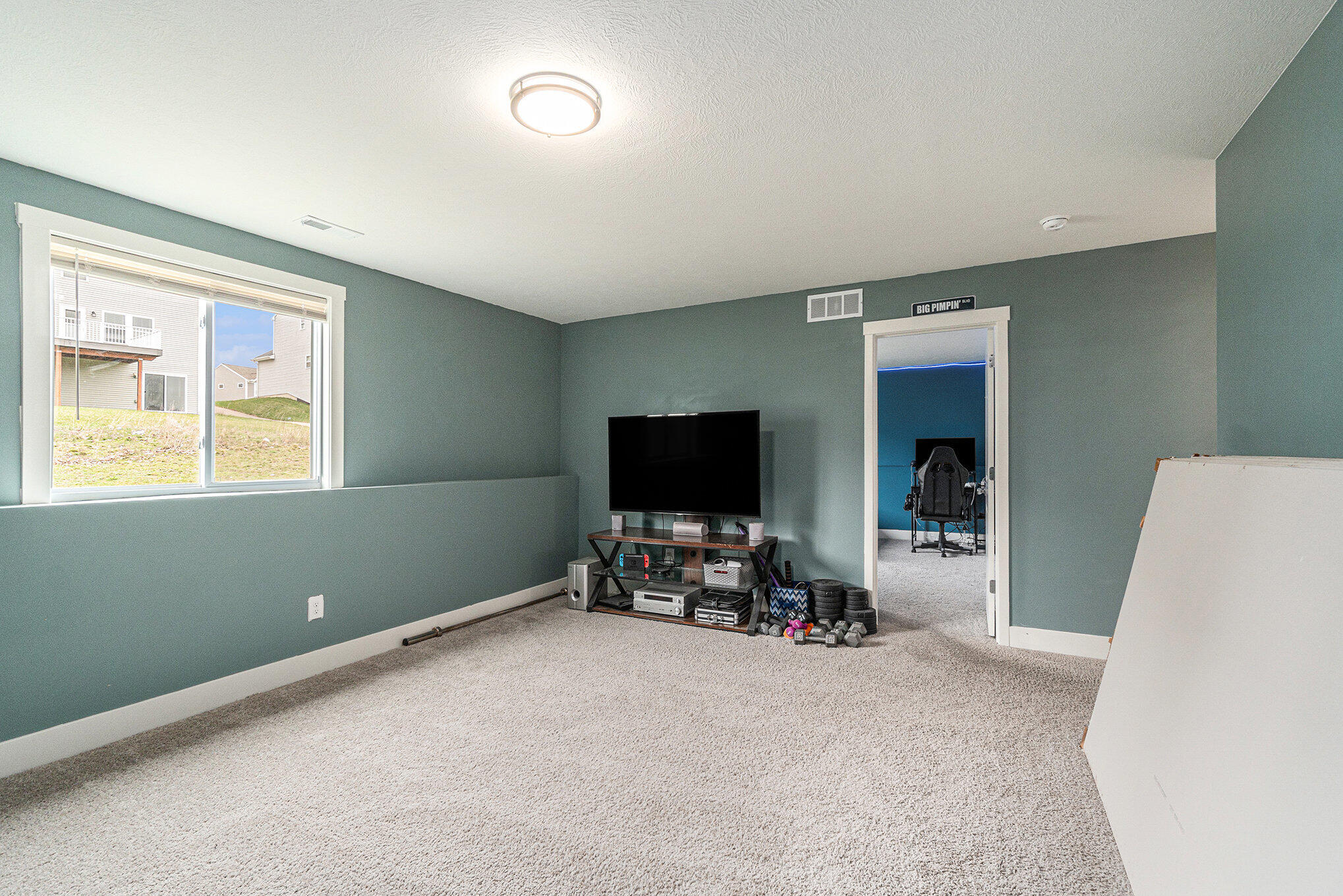 Richland, Michigan 49083, United States, 3 Bedrooms Bedrooms, ,2 BathroomsBathrooms,Residential,Active,102612