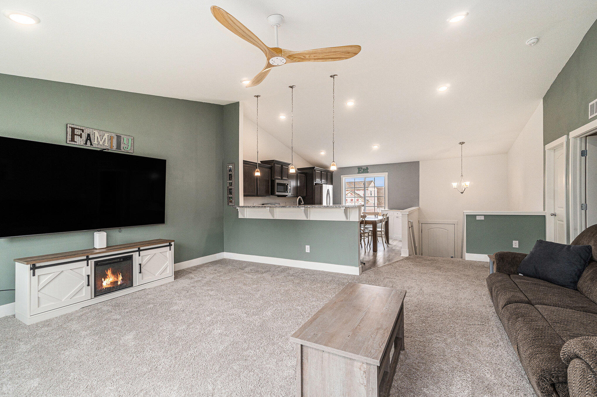 Richland, Michigan 49083, United States, 3 Bedrooms Bedrooms, ,2 BathroomsBathrooms,Residential,Active,102612