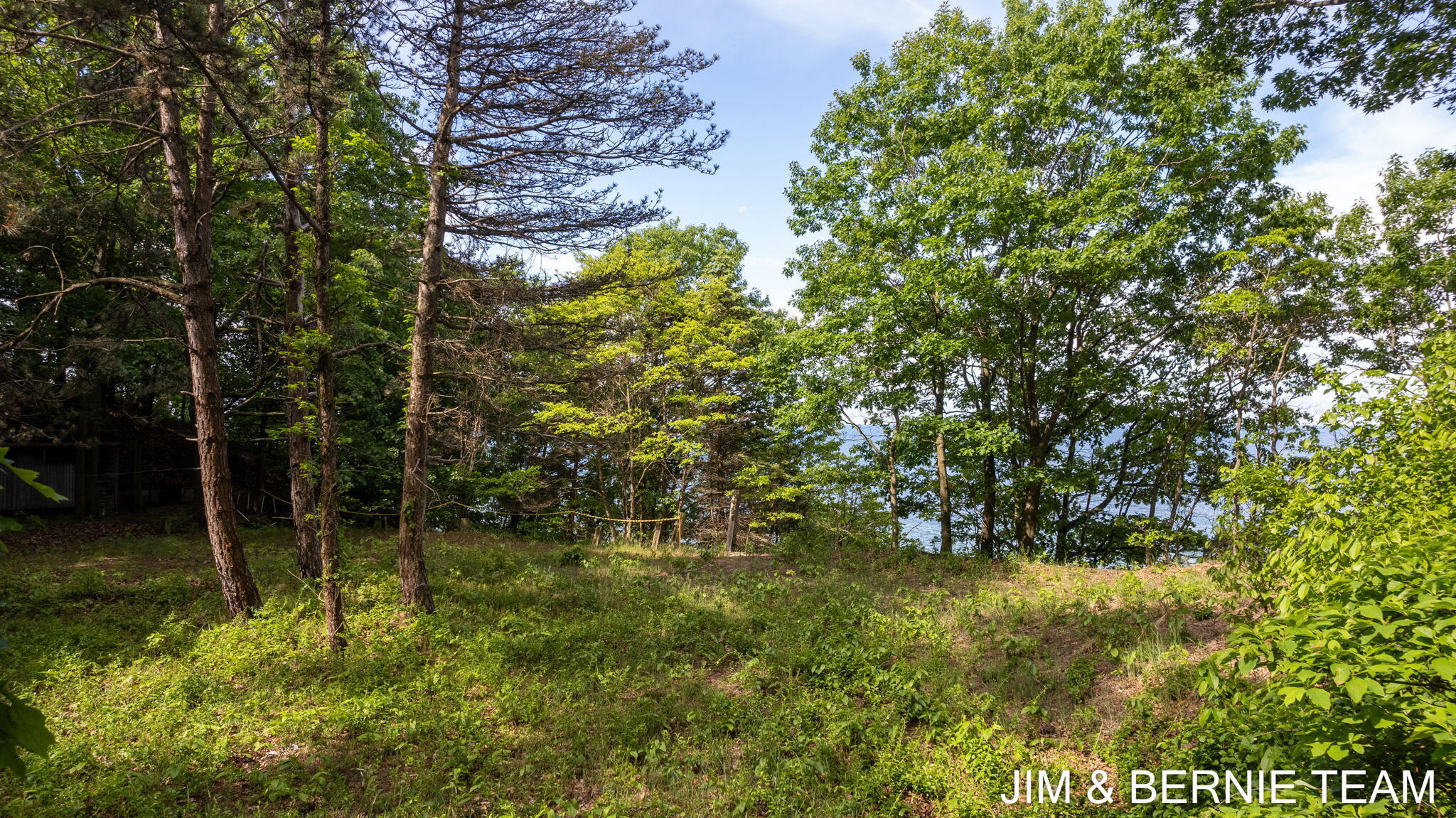 4036 Hillside Trail