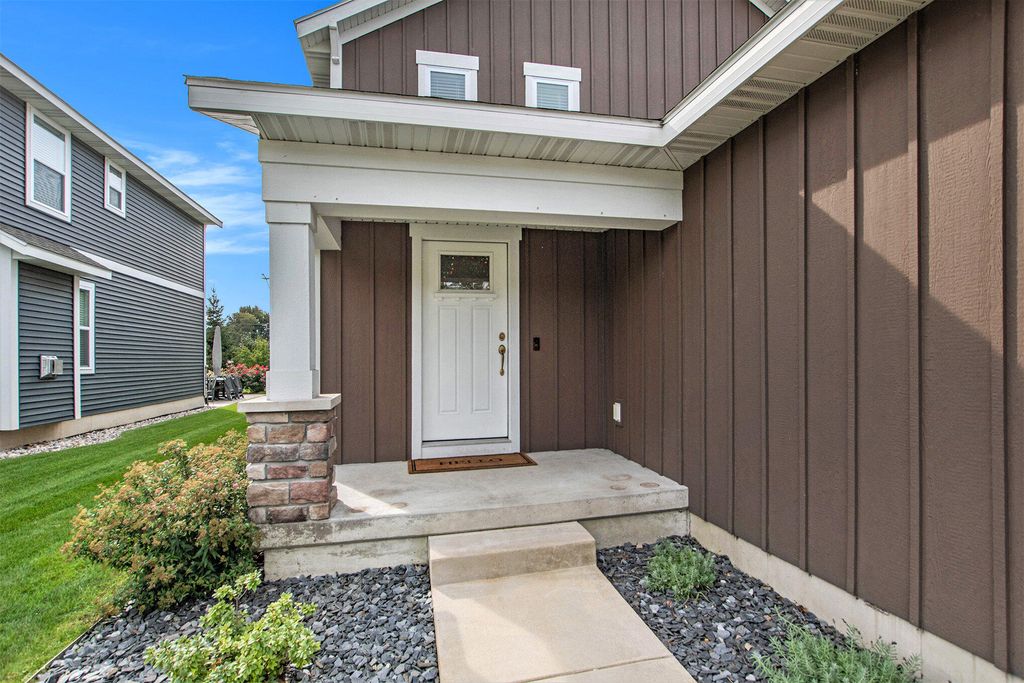 Photo of 324 Rachaels Way, Spring Lake, MI 49456 (MLS # 25050650)