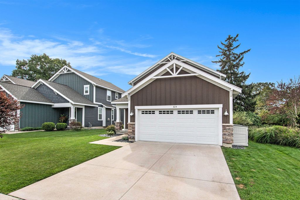 Photo of 324 Rachaels Way, Spring Lake, MI 49456 (MLS # 25050650)