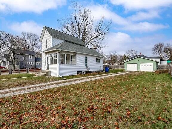 187 E Kingman Avenue