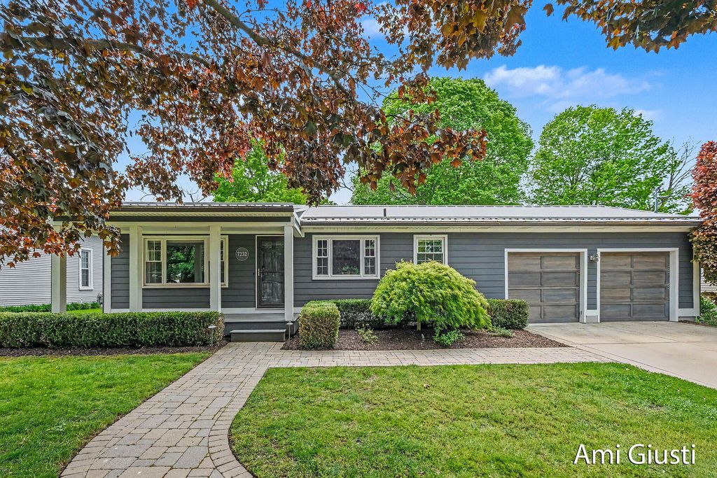 Photo of 7232 Thornapple River Drive SE, Ada, MI 49301 (MLS # 26023504)